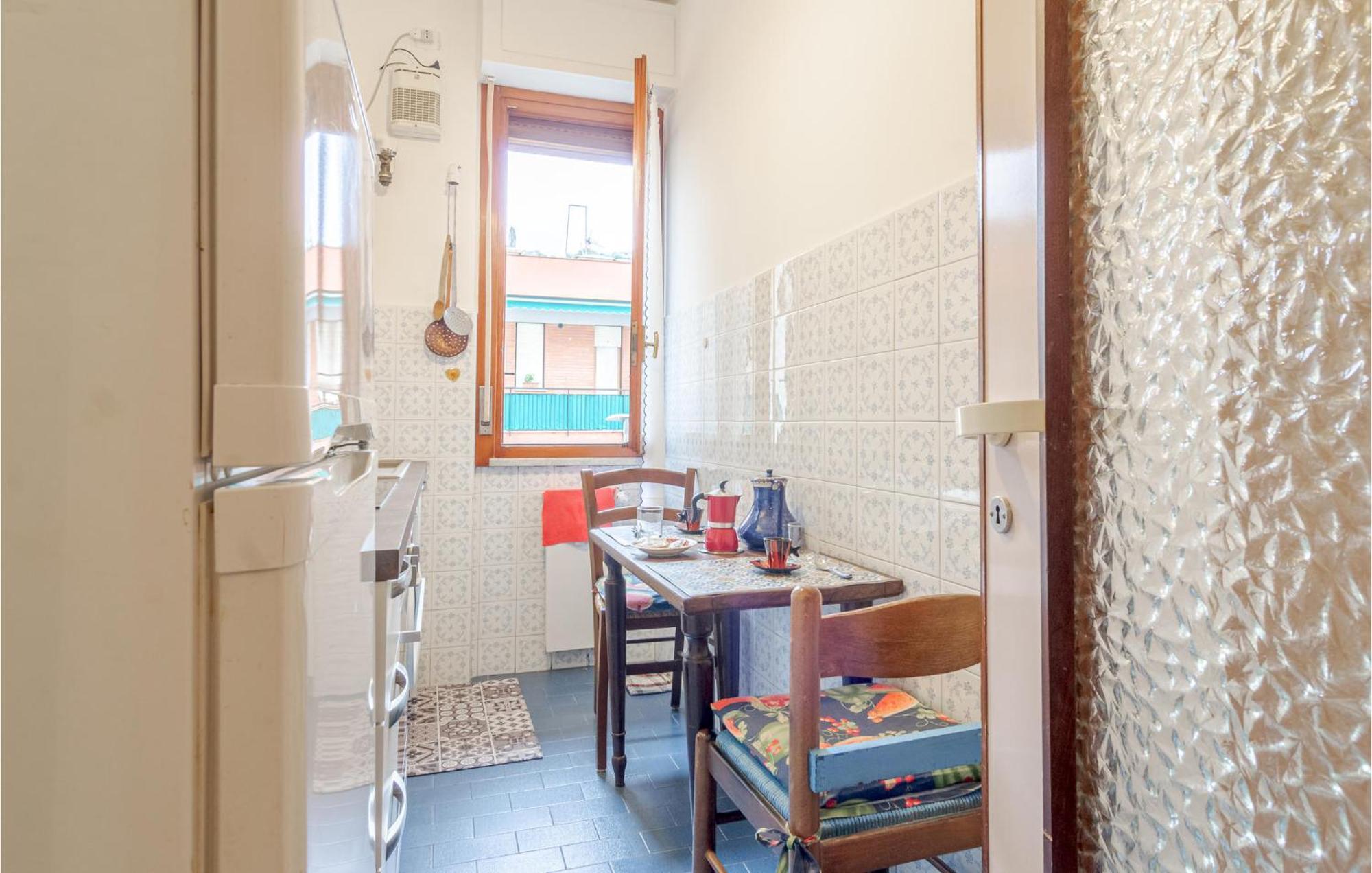 1 Bedroom Lovely Apartment In Rapallo Eksteriør billede
